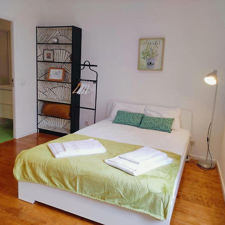 Eco Green Studio Apartment Lisbona Esterno foto