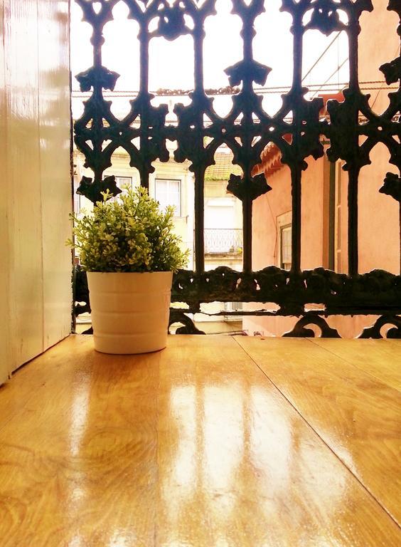 Eco Green Studio Apartment Lisbona Esterno foto